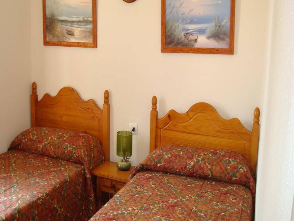 Apartamentos Surest Cala'N Blanes  Esterno foto